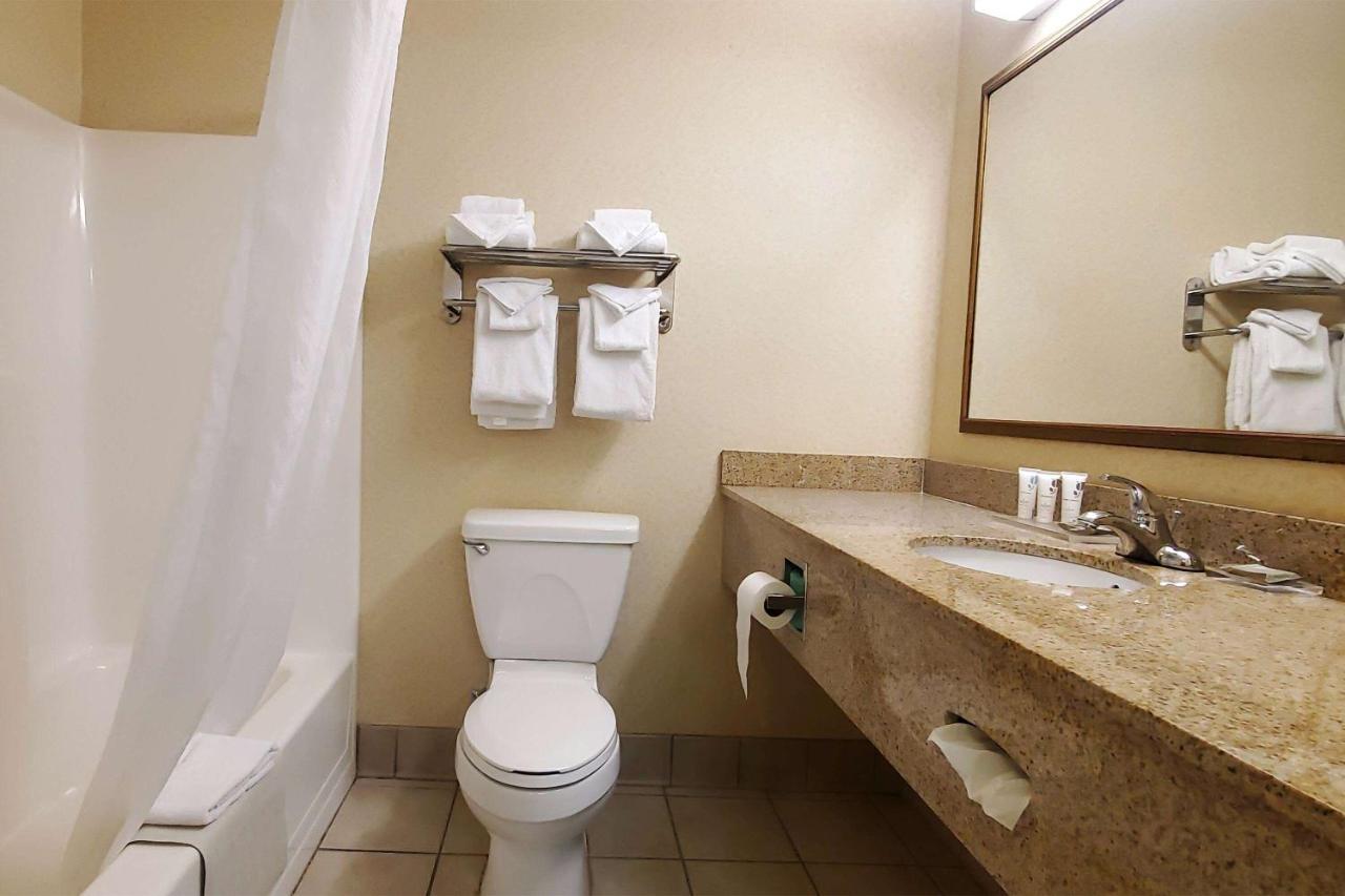 Wingate By Wyndham Youngstown - Austintown Eksteriør bilde